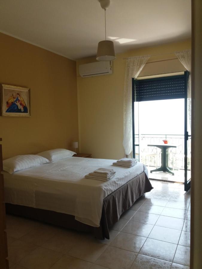 Villa Le stelle di casa Leonardo Castelmola Esterno foto