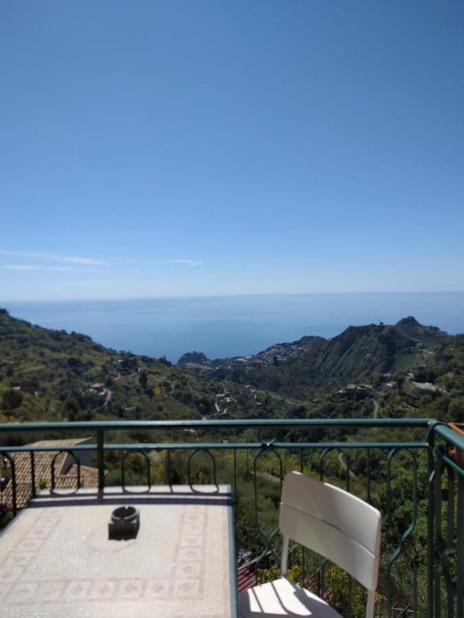 Villa Le stelle di casa Leonardo Castelmola Esterno foto