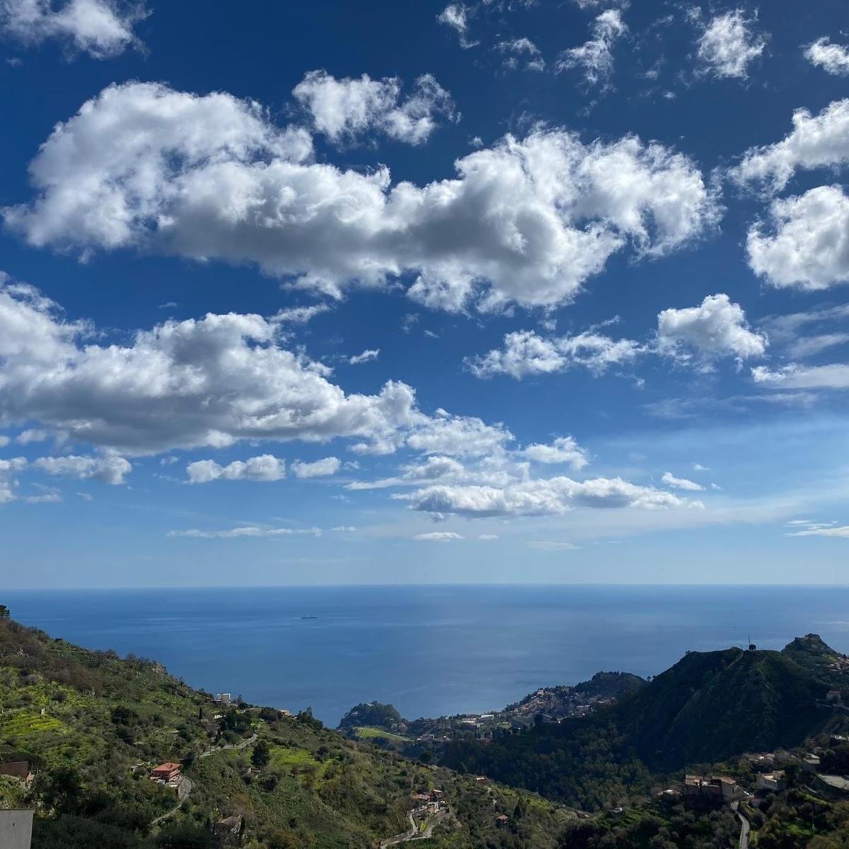 Villa Le stelle di casa Leonardo Castelmola Esterno foto