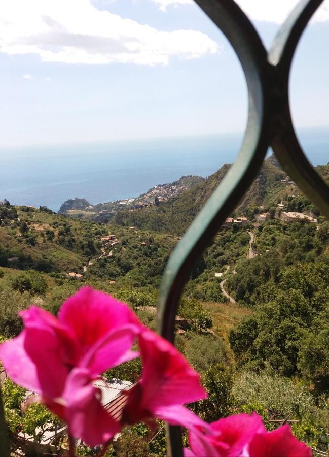 Villa Le stelle di casa Leonardo Castelmola Esterno foto
